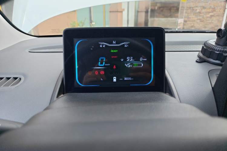 Used CHANGAN NEVO Lumin 2022 210km Sweet Edition Instrument Cluster