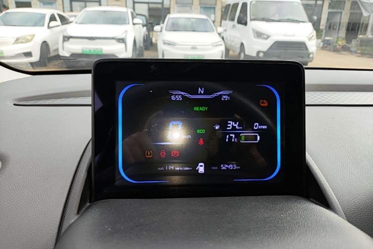 Used CHANGAN NEVO Lumin 2022 210km Sweet Edition Instrument Cluster