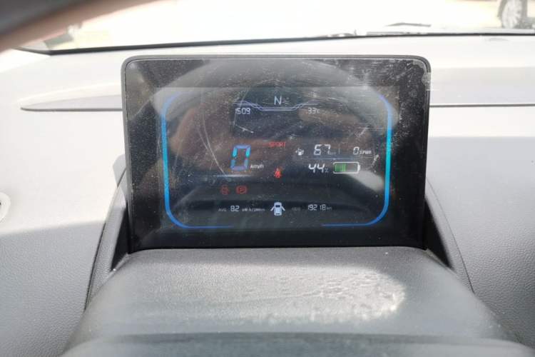 Used CHANGAN NEVO Lumin 2022 155 km – Refreshingly Sweet Edition Instrument Cluster