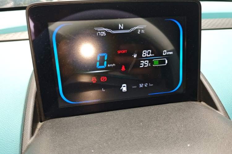 Used CHANGAN NEVO Lumin 2022 210km Sweet Edition Instrument Cluster