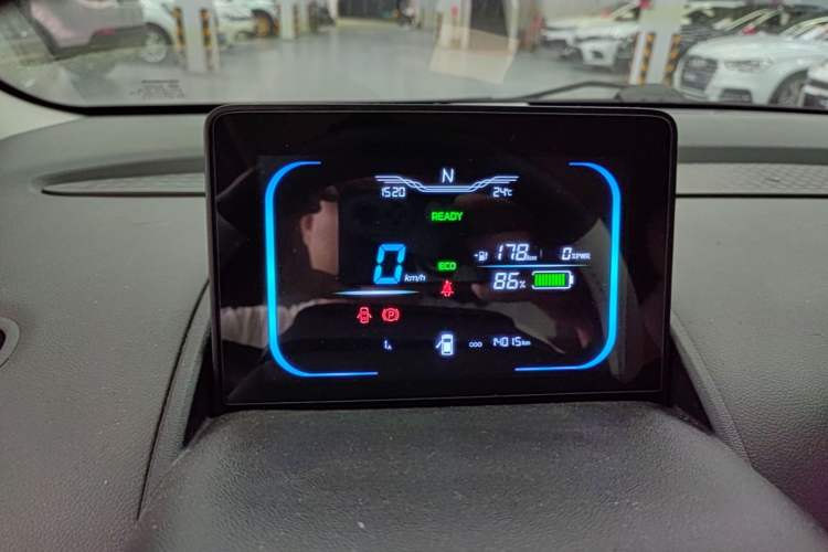 Used CHANGAN NEVO Lumin 2022 210km Sweet Edition Instrument Cluster