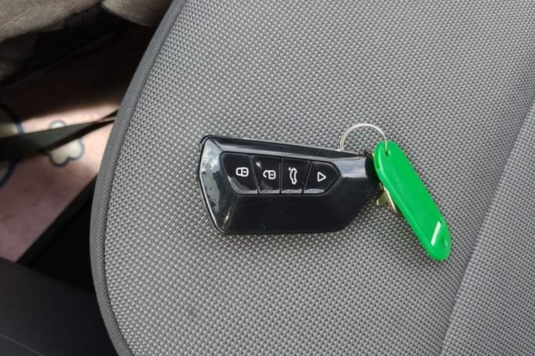 Used CHANGAN NEVO Lumin 2022 210km Sweet Edition Interior 1