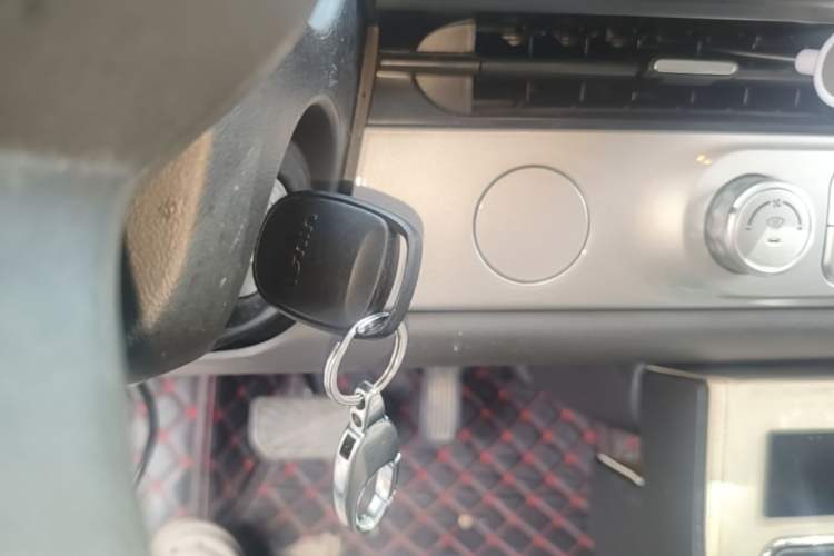 Used CHANGAN NEVO Lumin 2022 155 km – Refreshingly Sweet Edition Interior 1