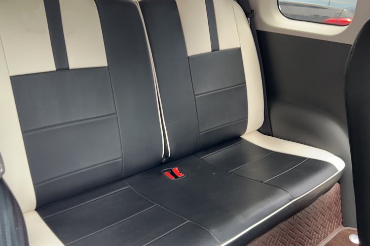 Used CHANGAN NEVO Lumin 2022 210km Sweet Edition Interior 2