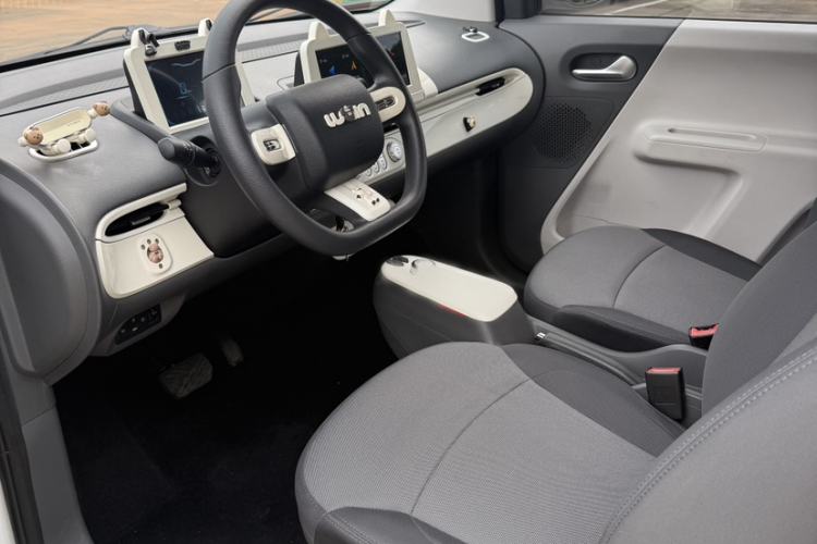 Used CHANGAN NEVO Lumin 2022 210km Sweet Edition Interior 2