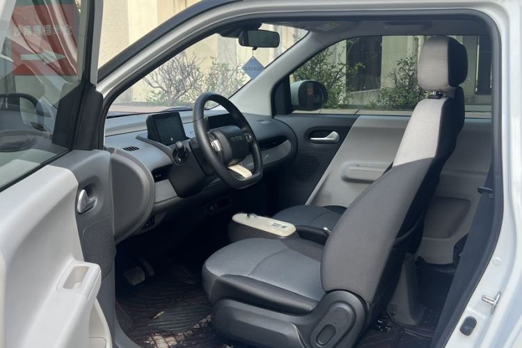 Used CHANGAN NEVO Lumin 2022 155 km – Refreshingly Sweet Edition Interior 3