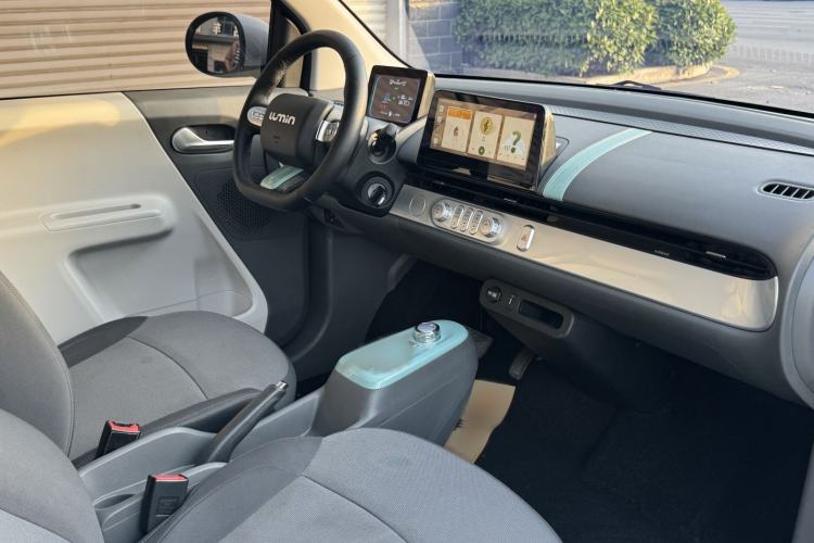 Used CHANGAN NEVO Lumin 2022 155 km – Refreshingly Sweet Edition Interior 3