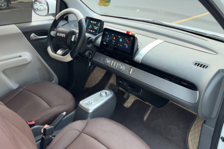 Used CHANGAN NEVO Lumin 2022 210km Sweet Edition Interior 3