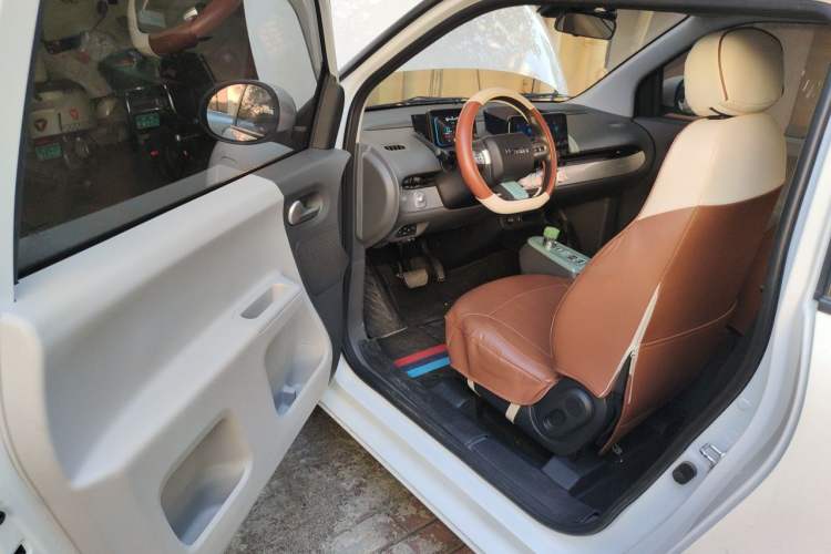 Used CHANGAN NEVO Lumin 2022 210km Sweet Edition Interior 3