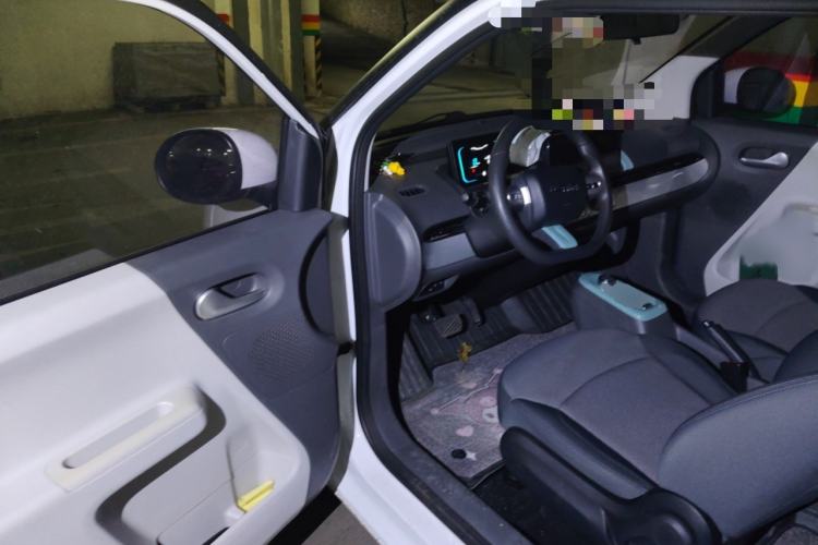 Used CHANGAN NEVO Lumin 2022 210km Sweet Edition Interior 3