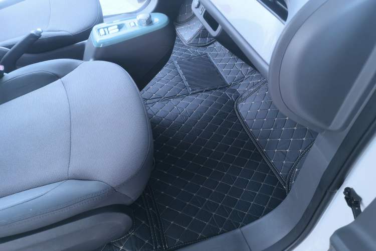 Used CHANGAN NEVO Lumin 2022 210km Sweet Edition Interior 4