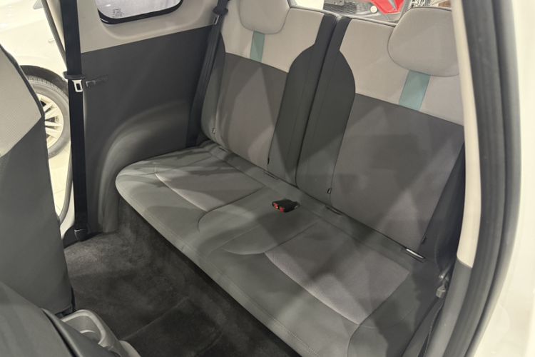 Used CHANGAN NEVO Lumin 2022 301km Honey-Sweet Version Interior 5
