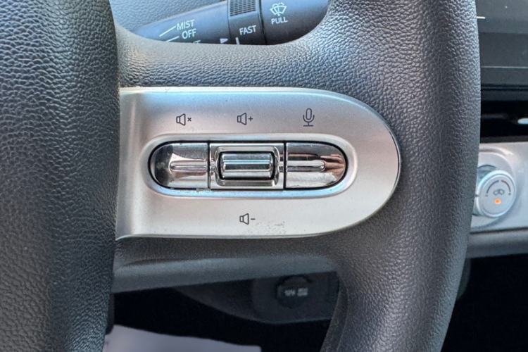 Used CHANGAN NEVO Lumin 2022 210km Sweet Edition Interior 8