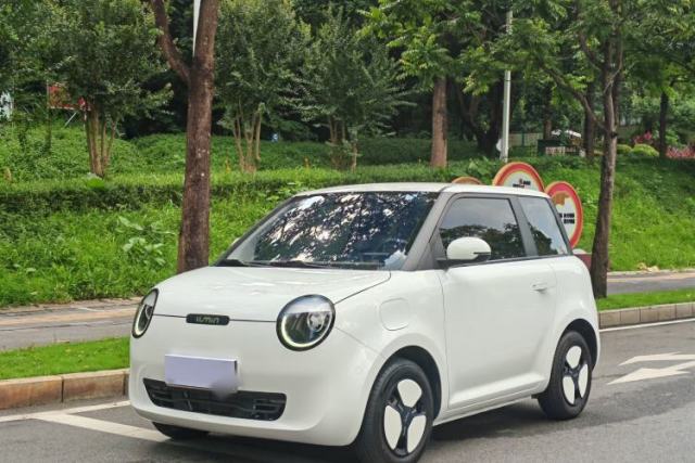 Ojetý CHANGAN NEVO Lumin 2022 210km Sweet Edition