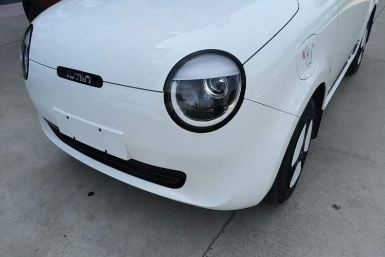 Used CHANGAN NEVO Lumin 2022 155 km – Refreshingly Sweet Edition Left Front Headlight