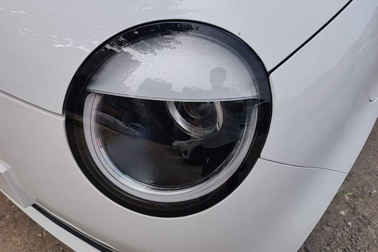 Used CHANGAN NEVO Lumin 2022 155 km – Refreshingly Sweet Edition Left Front Headlight