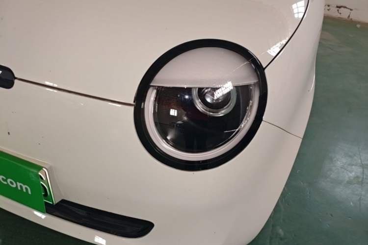 Used CHANGAN NEVO Lumin 2022 155 km – Refreshingly Sweet Edition Left Front Headlight