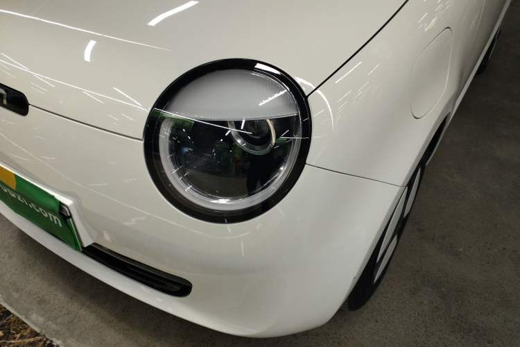 Used CHANGAN NEVO Lumin 2022 155 km – Refreshingly Sweet Edition Left Front Headlight
