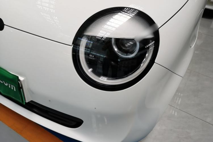 Used CHANGAN NEVO Lumin 2022 155 km – Refreshingly Sweet Edition Left Front Headlight