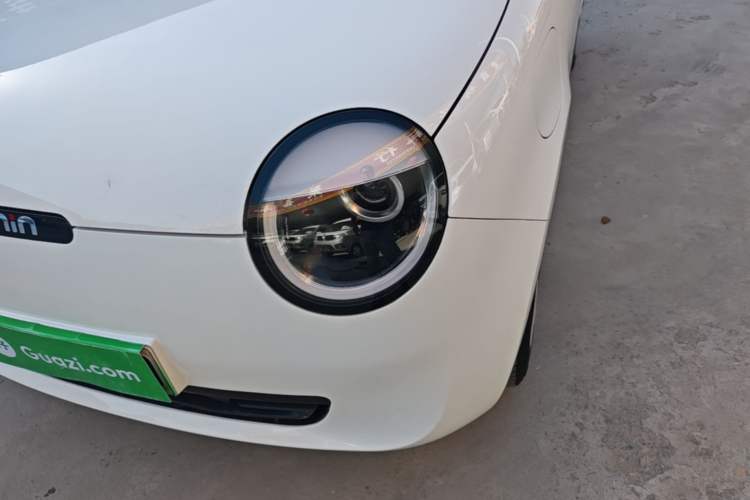 Used CHANGAN NEVO Lumin 2022 155 km – Refreshingly Sweet Edition Left Front Headlight