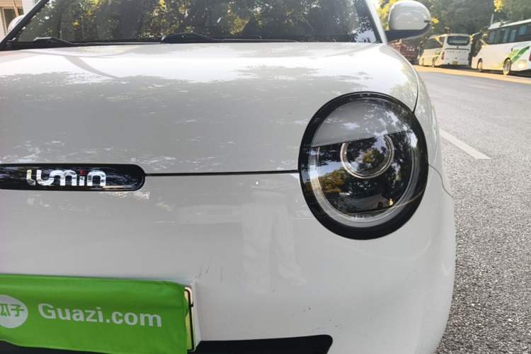 Used CHANGAN NEVO Lumin 2022 155 km – Refreshingly Sweet Edition Left Front Headlight