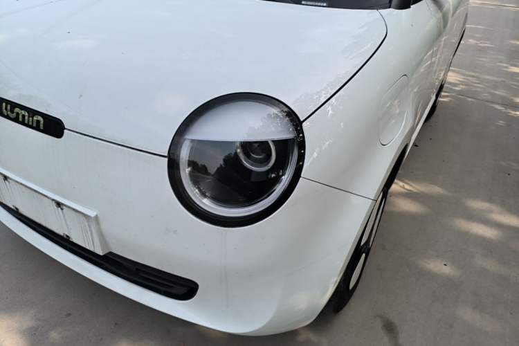 Used CHANGAN NEVO Lumin 2022 155 km – Refreshingly Sweet Edition Left Front Headlight