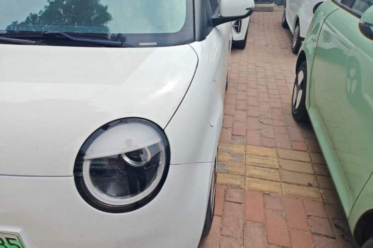 Used CHANGAN NEVO Lumin 2022 155 km – Refreshingly Sweet Edition Left Front Headlight