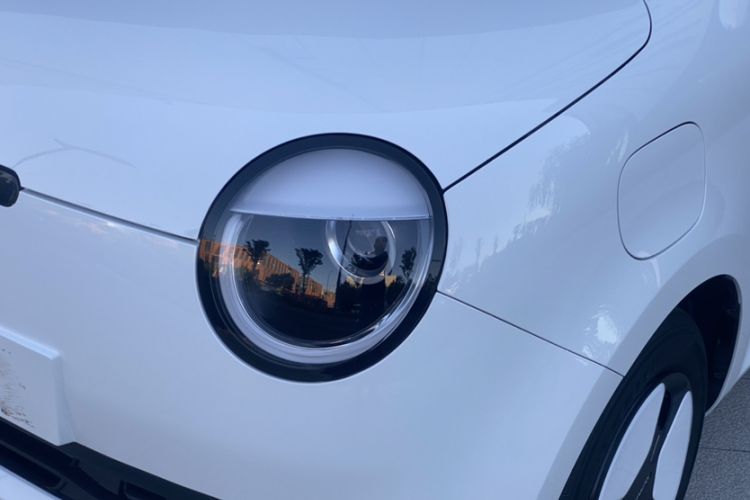 Used CHANGAN NEVO Lumin 2022 155 km – Refreshingly Sweet Edition Left Front Headlight