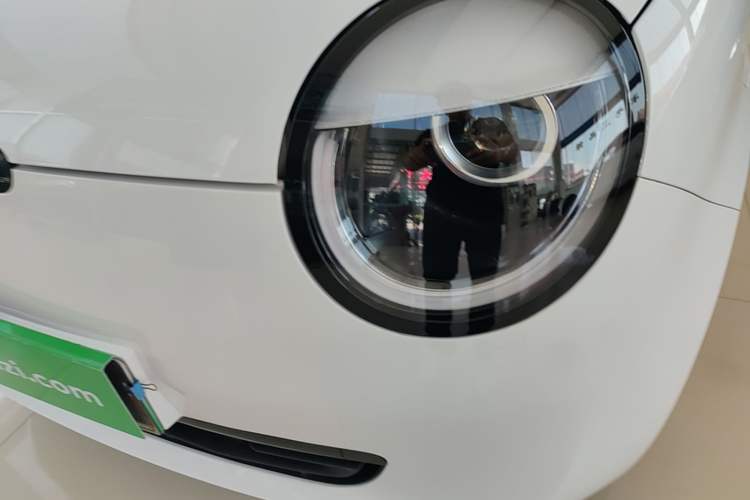 Used CHANGAN NEVO Lumin 2022 155 km – Refreshingly Sweet Edition Left Front Headlight