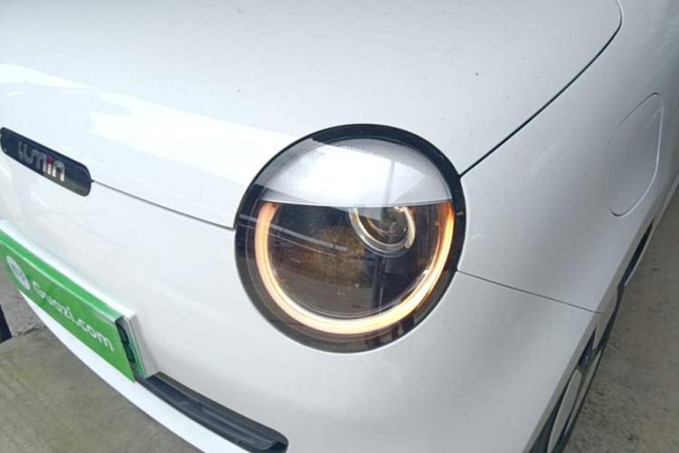Used CHANGAN NEVO Lumin 2022 155 km – Refreshingly Sweet Edition Left Front Headlight