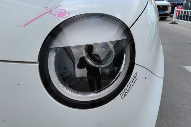 Used CHANGAN NEVO Lumin 2022 155 km – Refreshingly Sweet Edition Left Front Headlight