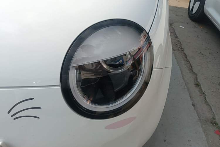 Used CHANGAN NEVO Lumin 2022 155 km – Refreshingly Sweet Edition Left Front Headlight