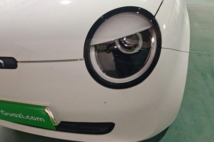Used CHANGAN NEVO Lumin 2022 155 km – Refreshingly Sweet Edition Left Front Headlight