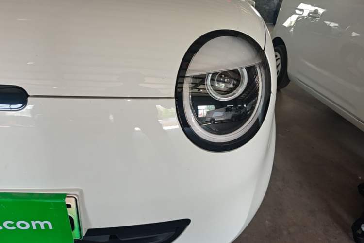 Used CHANGAN NEVO Lumin 2022 155 km – Refreshingly Sweet Edition Left Front Headlight