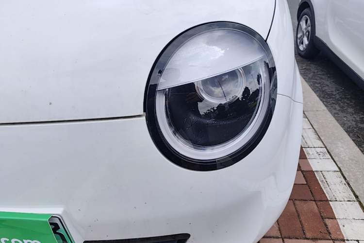 Used CHANGAN NEVO Lumin 2022 155 km – Refreshingly Sweet Edition Left Front Headlight