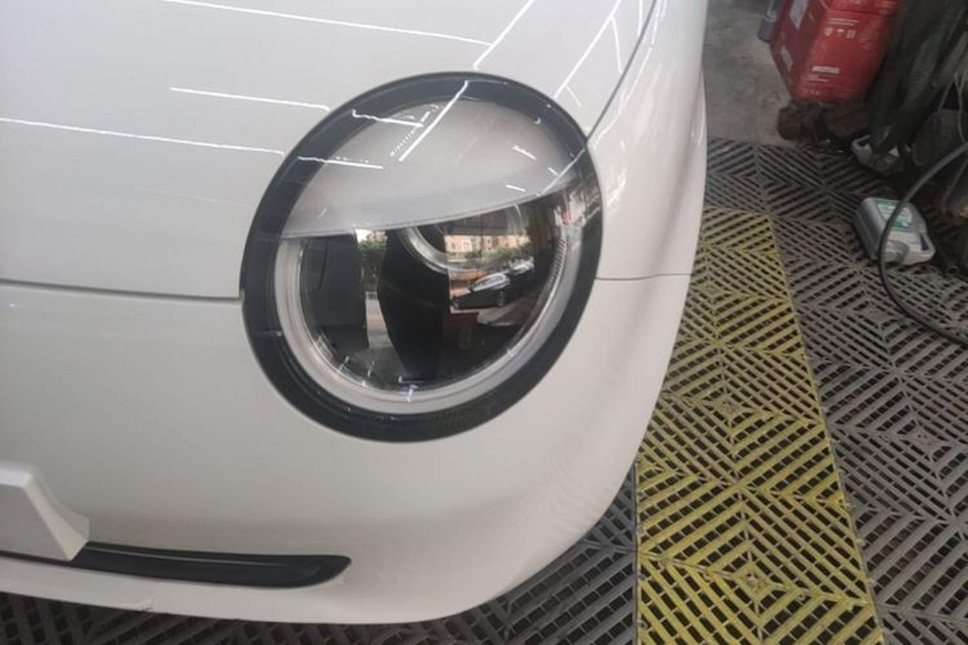 Used CHANGAN NEVO Lumin 2022 155 km – Refreshingly Sweet Edition Left Front Headlight