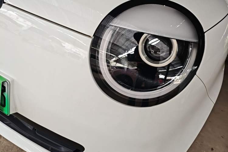 Used CHANGAN NEVO Lumin 2022 155 km – Refreshingly Sweet Edition Left Front Headlight