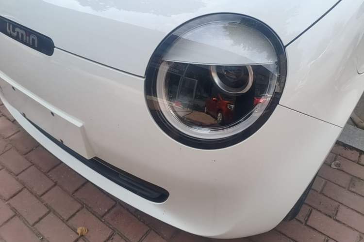 Used CHANGAN NEVO Lumin 2022 155 km – Refreshingly Sweet Edition Left Front Headlight