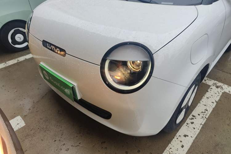 Used CHANGAN NEVO Lumin 2022 155 km – Refreshingly Sweet Edition Left Front Headlight