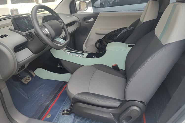 Used CHANGAN NEVO Lumin 2022 155 km – Refreshingly Sweet Edition Left Front Seat