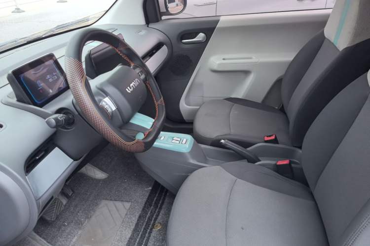 Used CHANGAN NEVO Lumin 2022 301km Honey-Sweet Version Left Front Seat