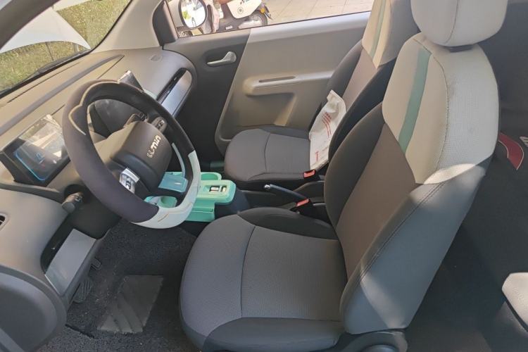 Used CHANGAN NEVO Lumin 2022 155 km – Refreshingly Sweet Edition Left Front Seat