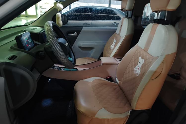 Used CHANGAN NEVO Lumin 2022 155 km – Refreshingly Sweet Edition Left Front Seat