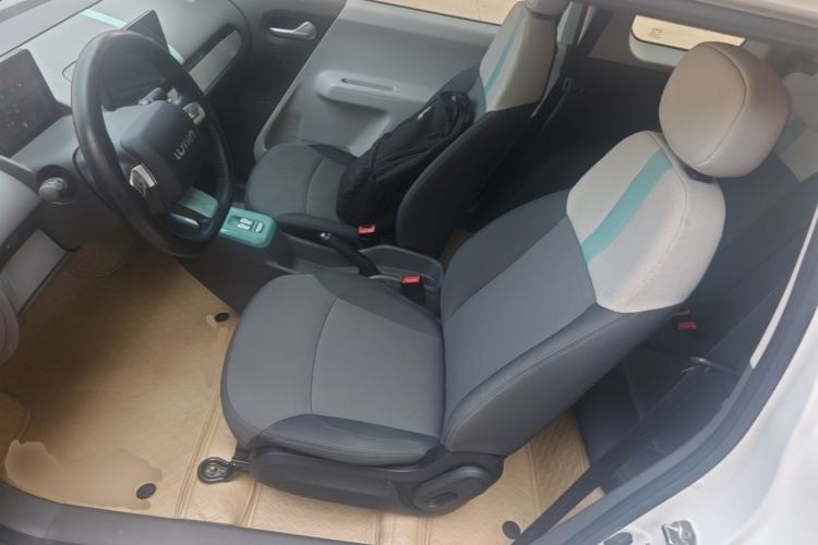 Used CHANGAN NEVO Lumin 2022 155 km – Refreshingly Sweet Edition Left Front Seat
