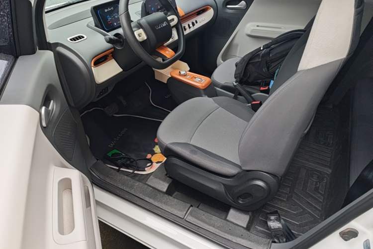Used CHANGAN NEVO Lumin 2022 210km Sweet Edition Left Front Seat