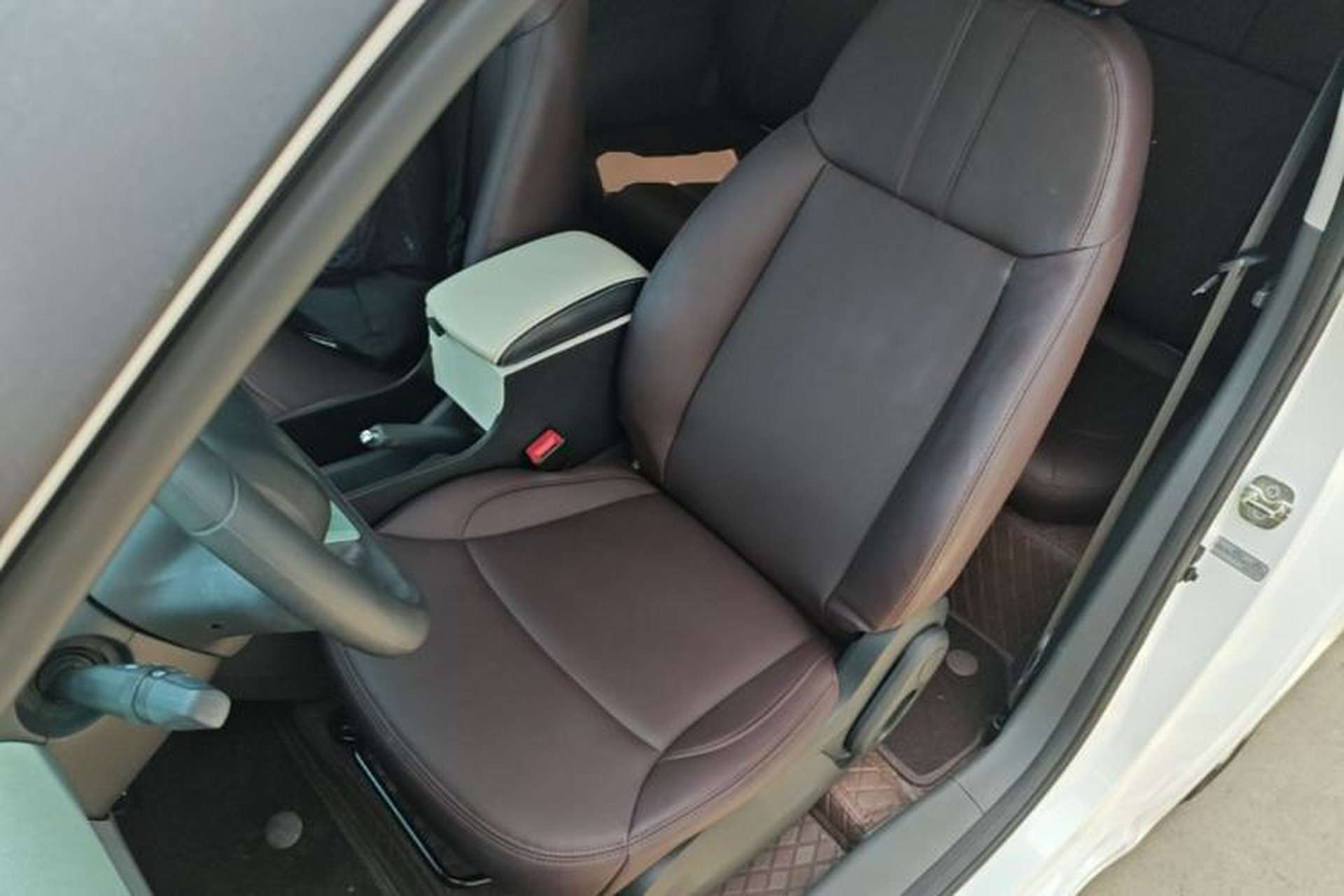Used CHANGAN NEVO Lumin 2022 210km Sweet Edition Left Front Seat