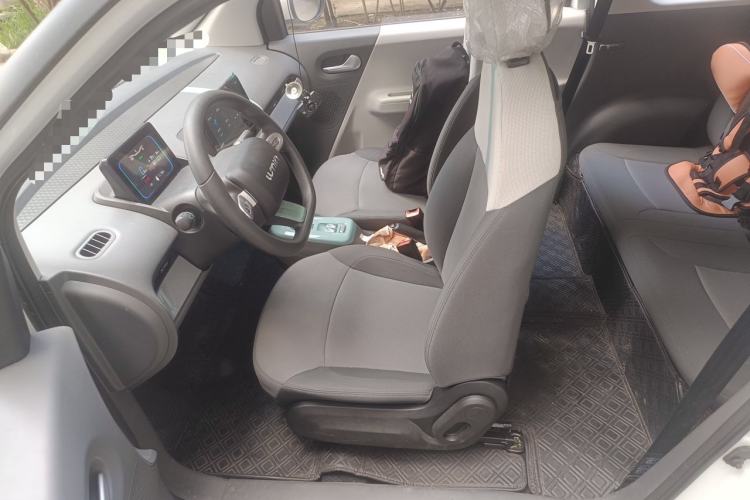 Used CHANGAN NEVO Lumin 2022 155 km – Refreshingly Sweet Edition Left Front Seat