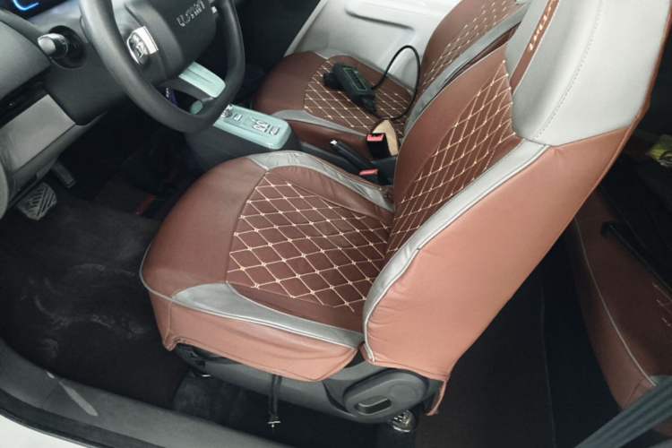Used CHANGAN NEVO Lumin 2022 155 km – Refreshingly Sweet Edition Left Front Seat
