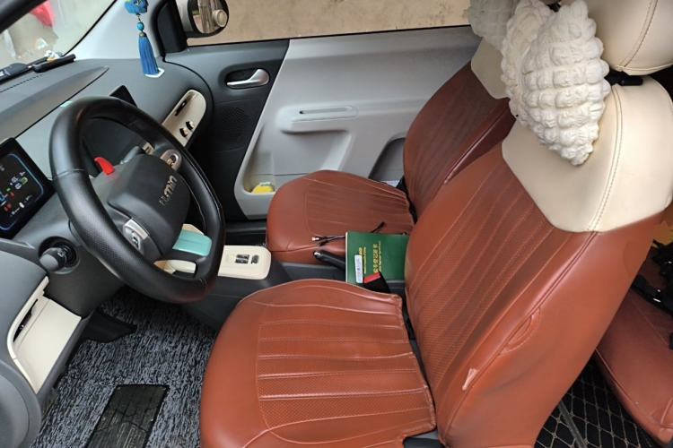 Used CHANGAN NEVO Lumin 2022 155 km – Refreshingly Sweet Edition Left Front Seat