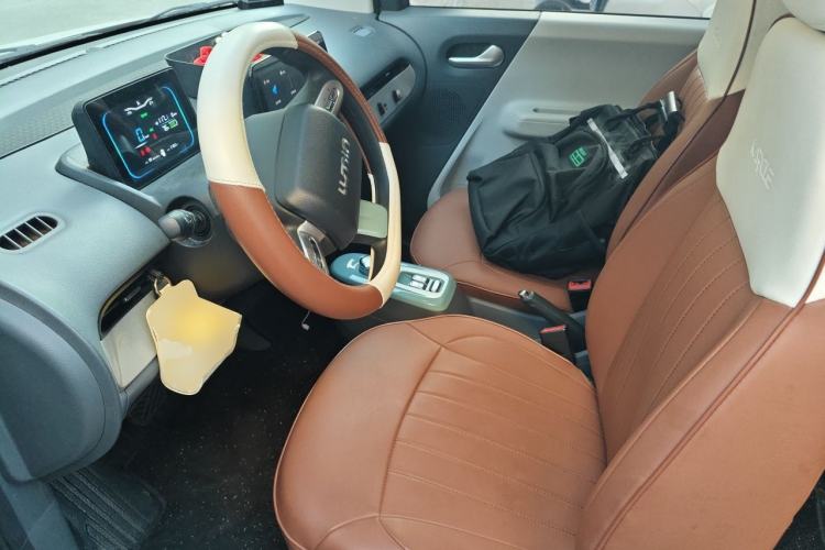 Used CHANGAN NEVO Lumin 2022 155 km – Refreshingly Sweet Edition Left Front Seat